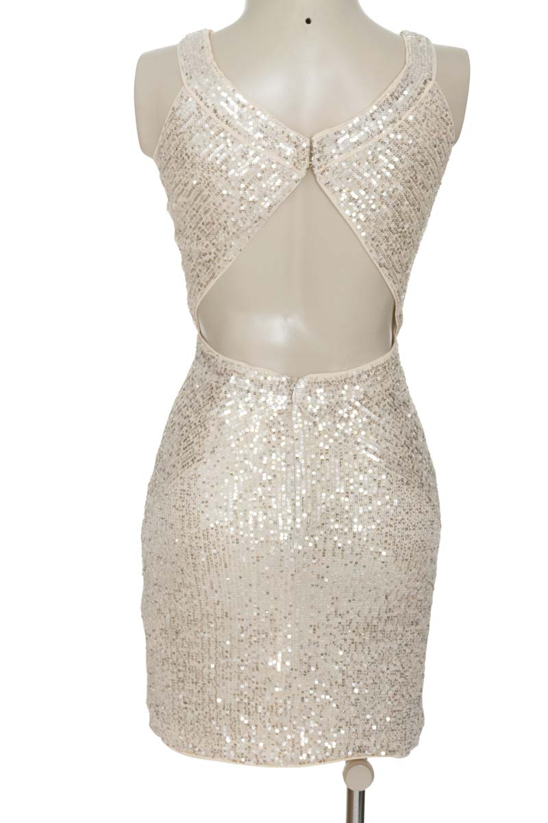 Vestido / Enterizo color Plateado - Studio F