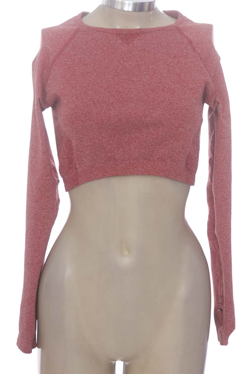 Ropa Deportiva / Salida de Baño color Rojo - Closeando