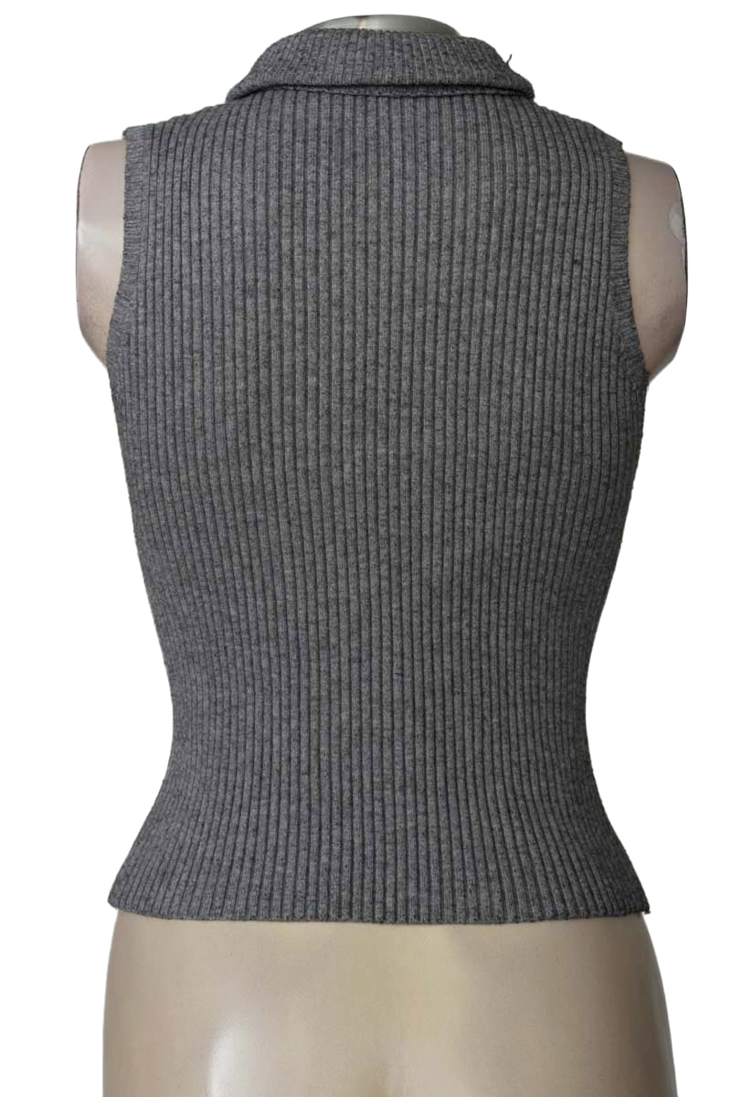 Sweater color Gris - Closeando