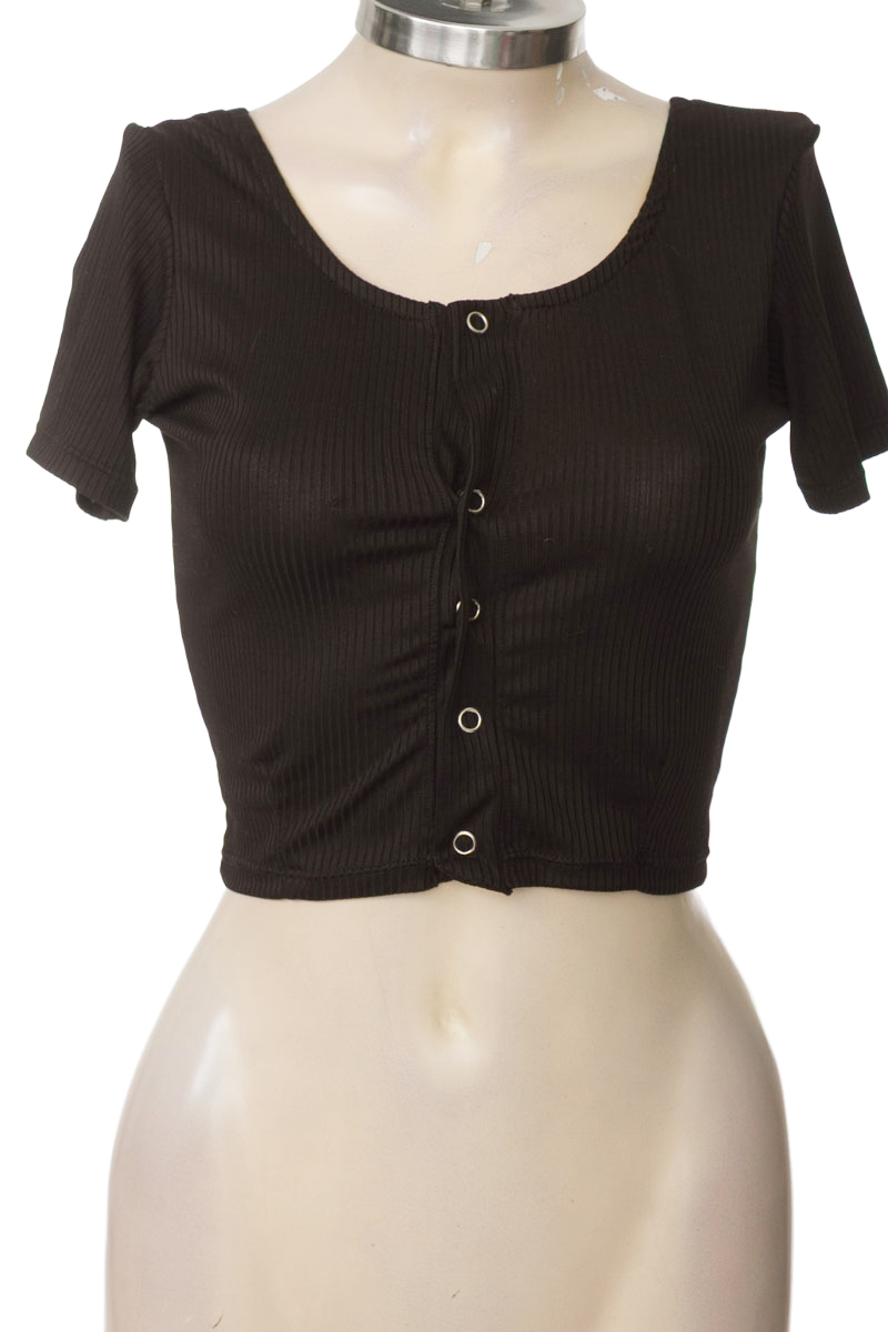 Top / Camiseta color Negro - Ekkos