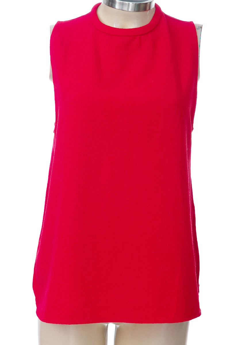 Top / Camiseta color Rojo - MNG