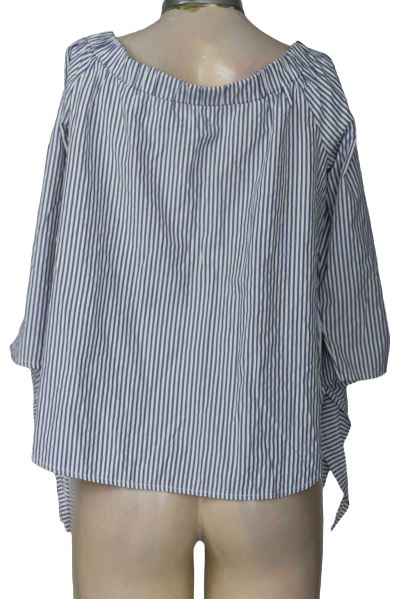 Blusa color Azul - Basement