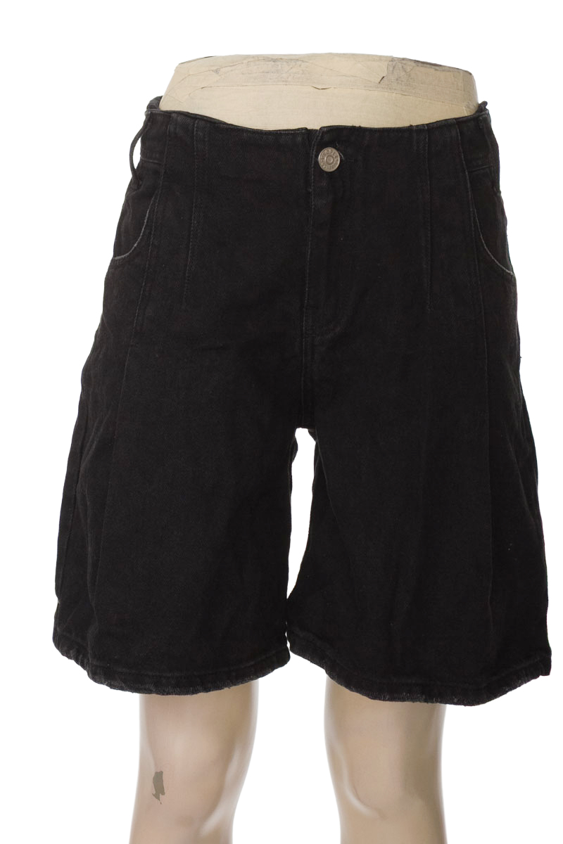 Short color Negro - People Concept