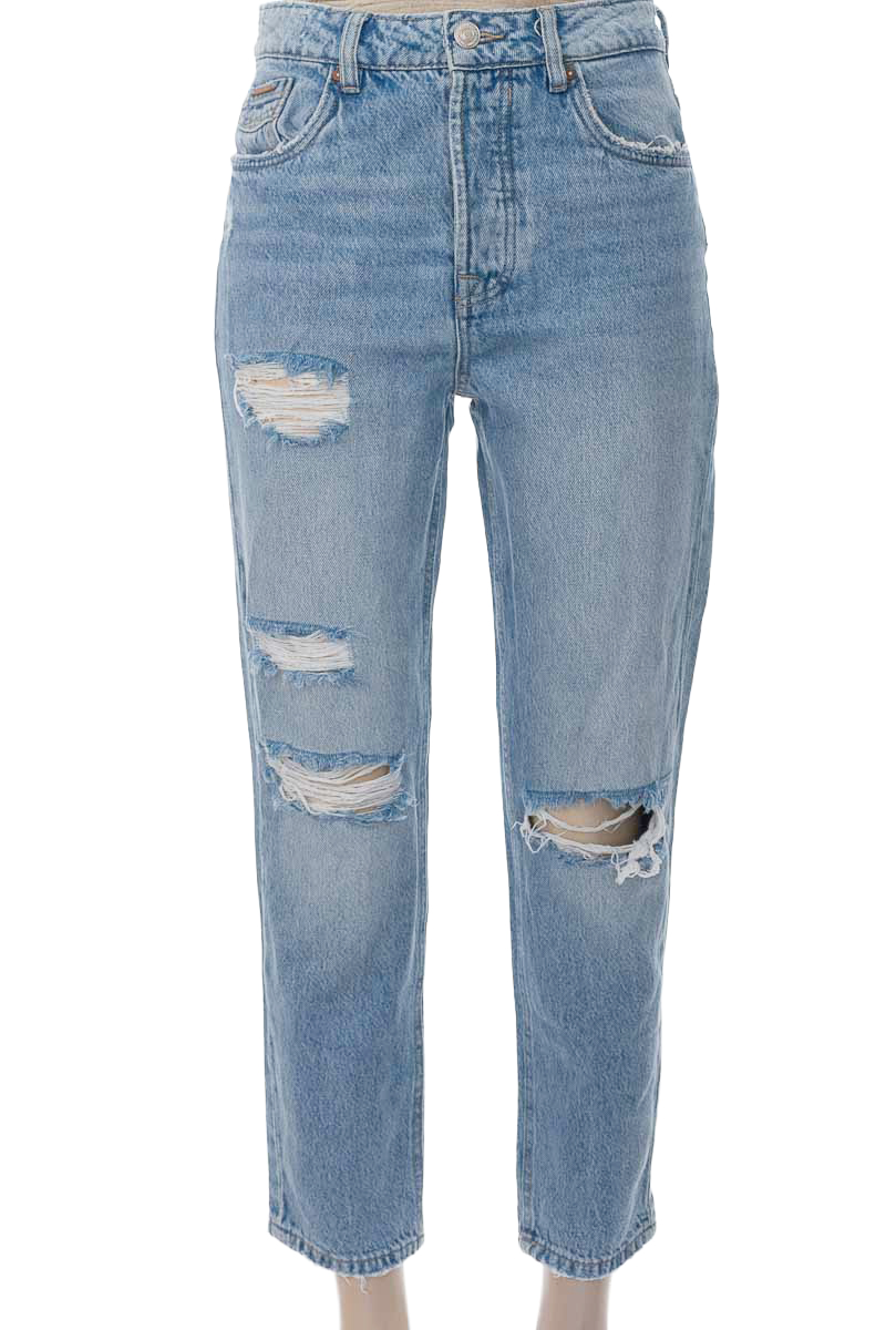 Pantalones color Azul - Stradivarius