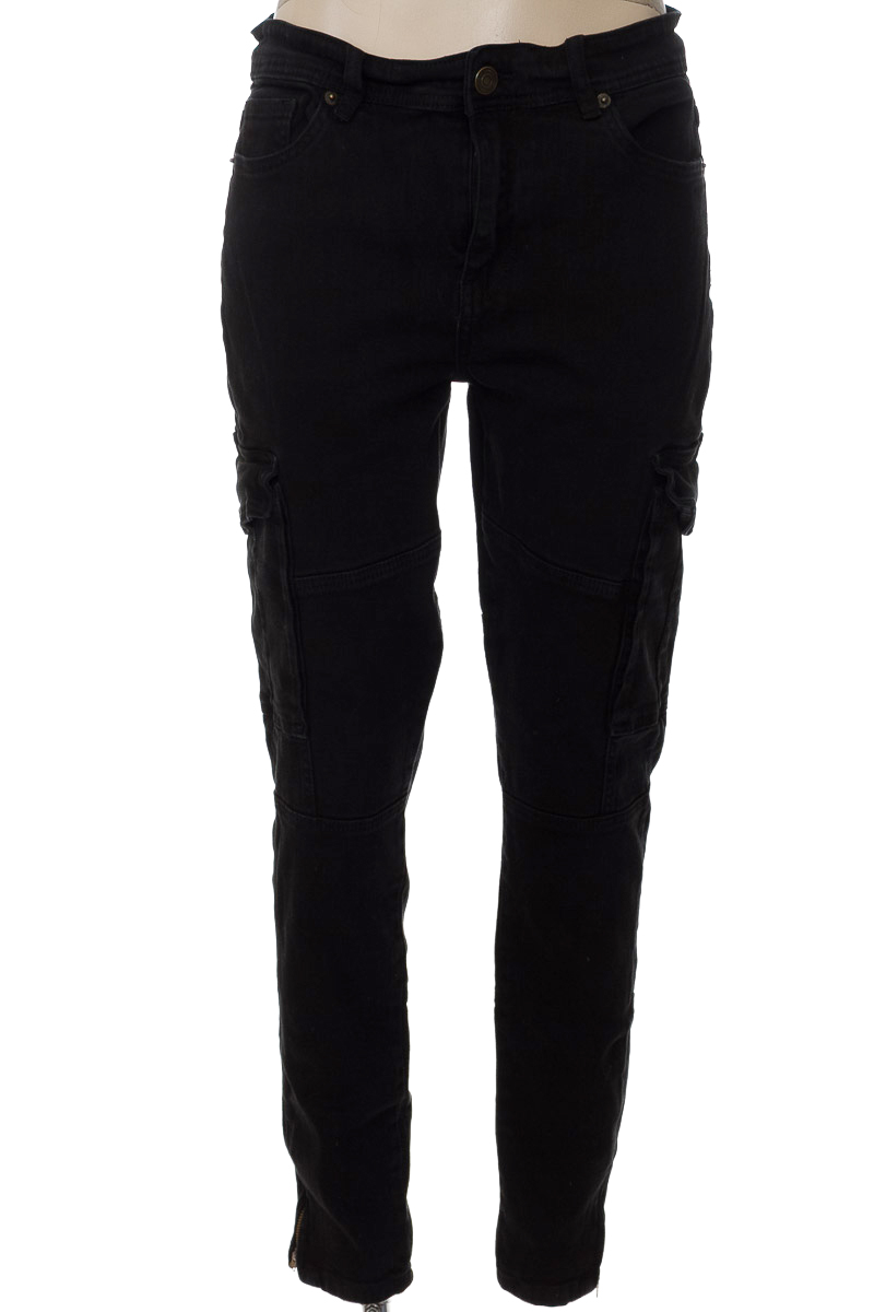 Jean color Negro - Basement