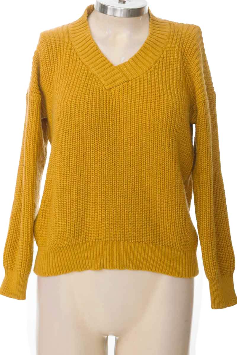 Sweater color Mostaza - Closeando