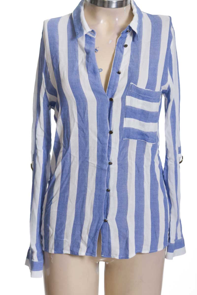 Blusa color Azul - Zara