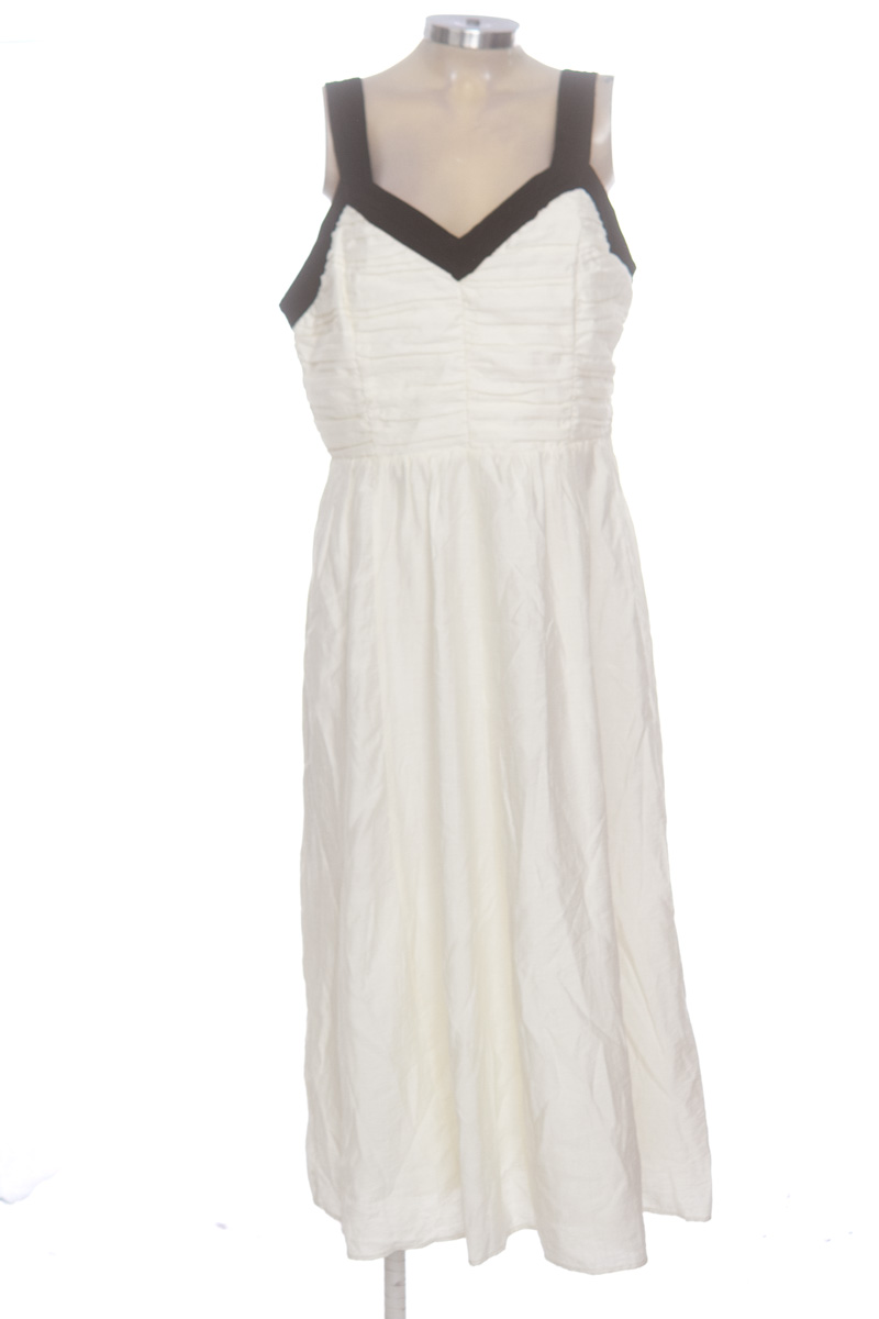 Vestido / Enterizo color Blanco - H&M