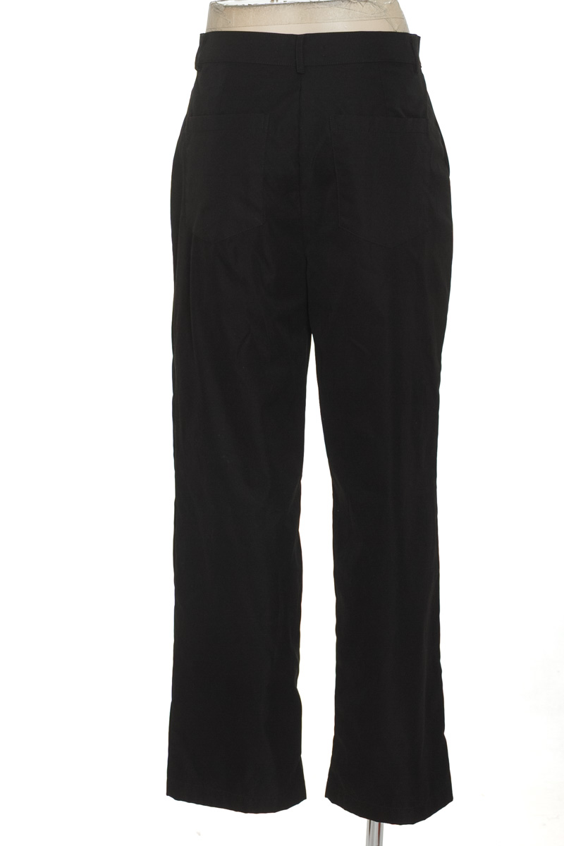 Pantalones color Negro - Lola