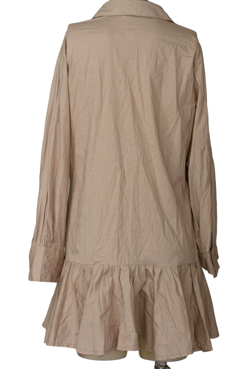 Vestido / Enterizo color Beige - Closeando