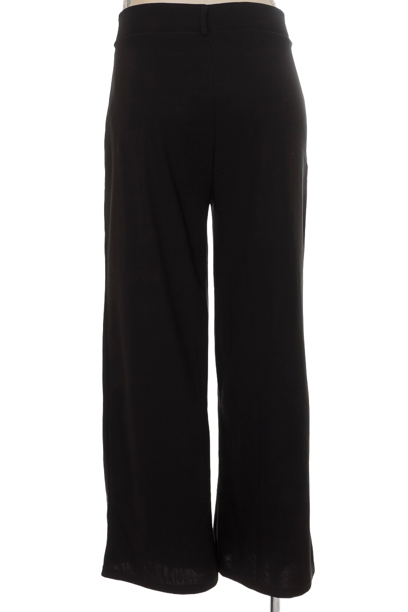 Pantalones color Negro - Closeando