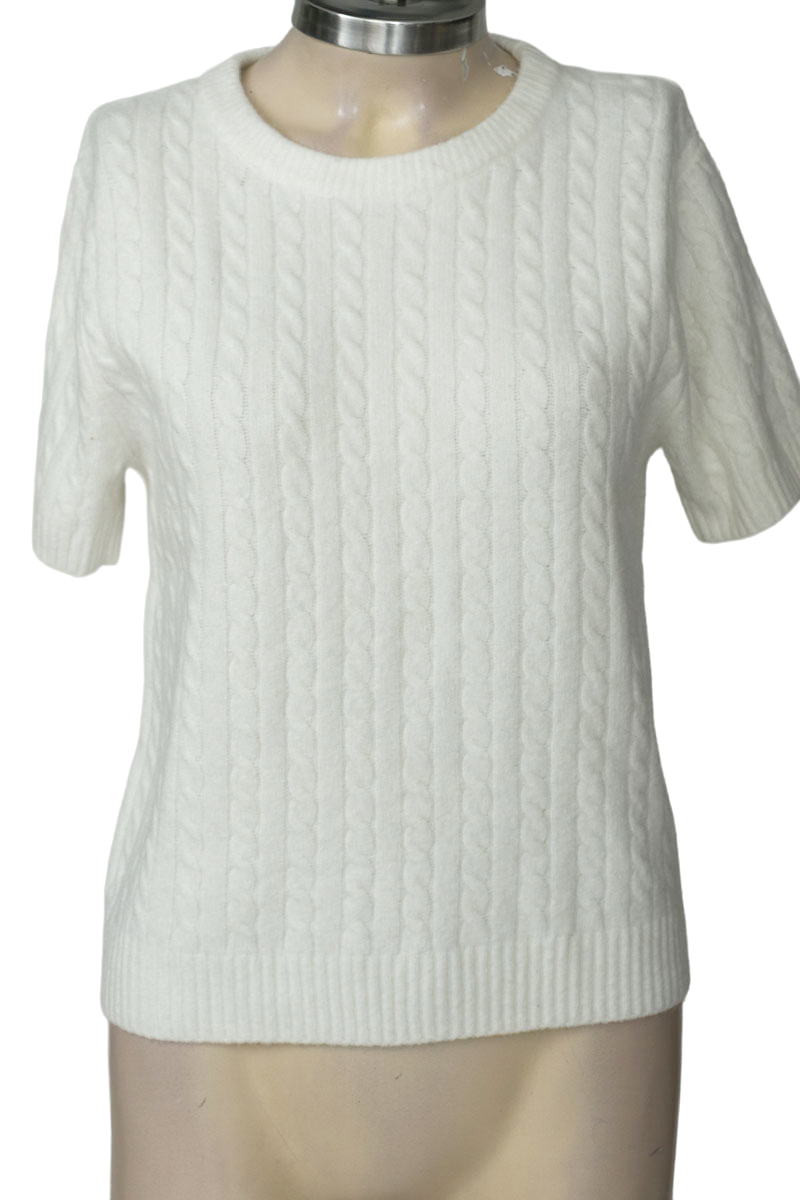 Sweater color Blanco - Closeando