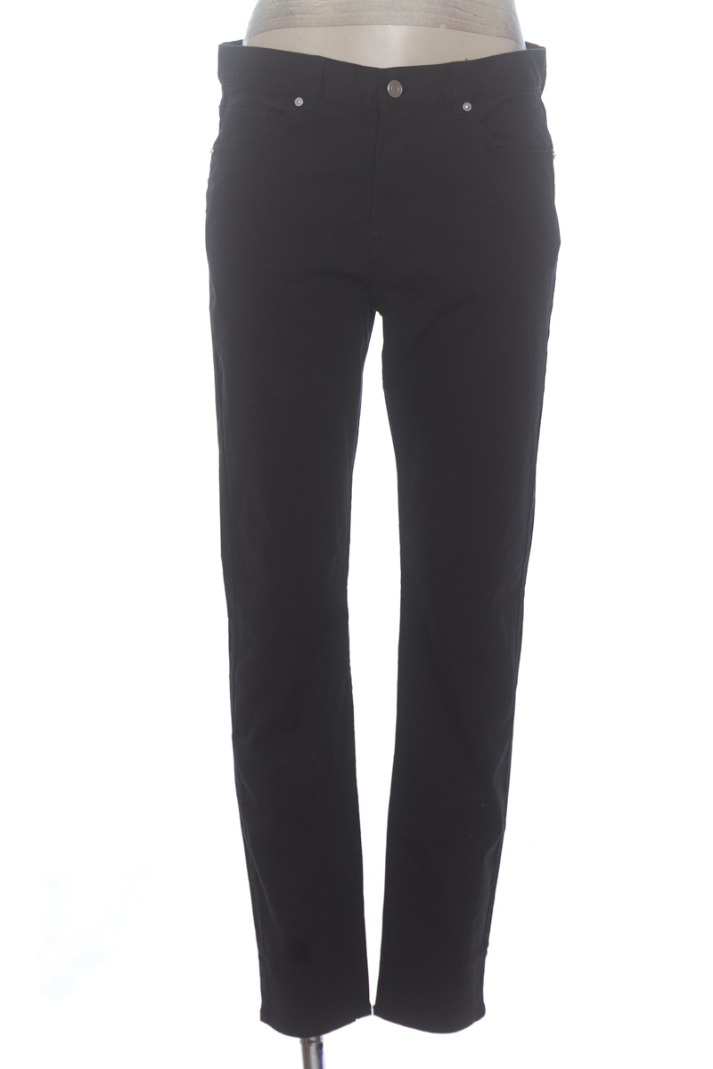 Pantalón color Negro - H&M