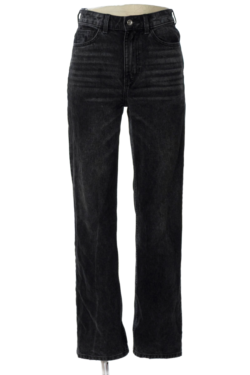 Pantalones color Negro - Zara