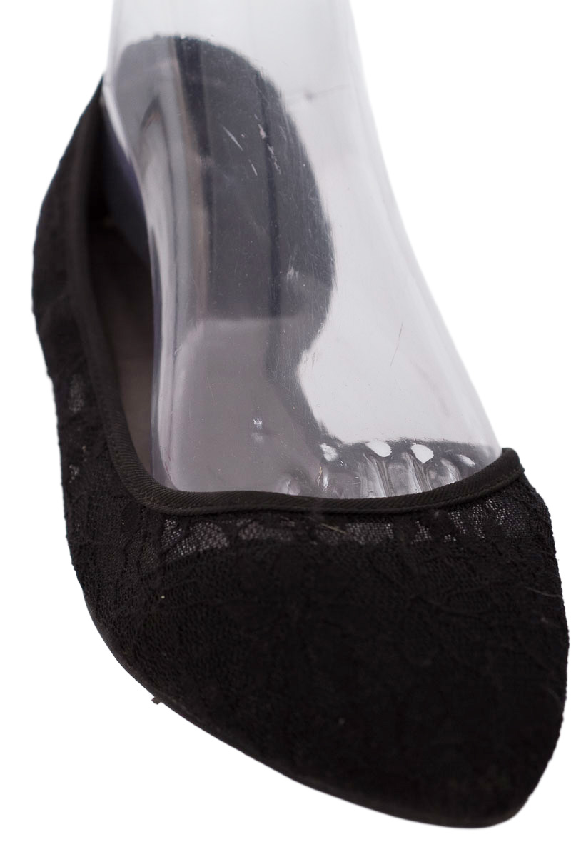 Zapatos color Negro - CL By Laundry