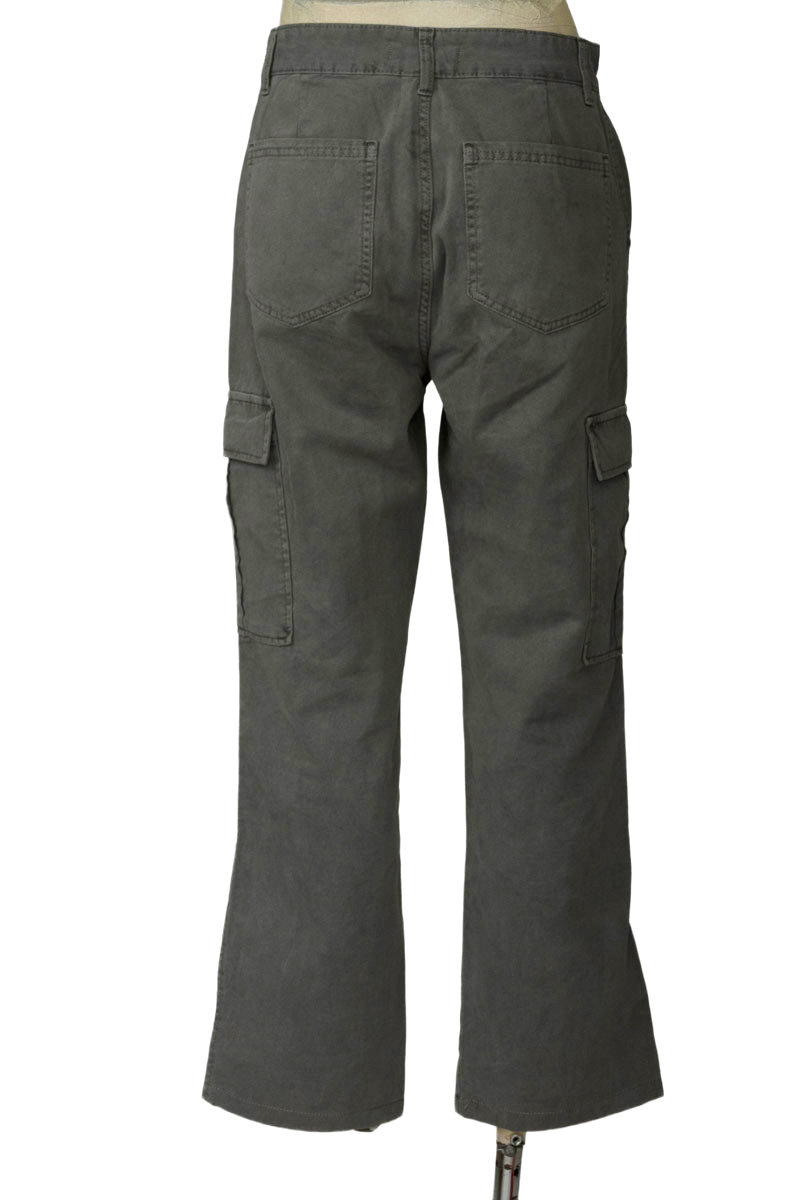 Pantalones color Gris - Stradivarius