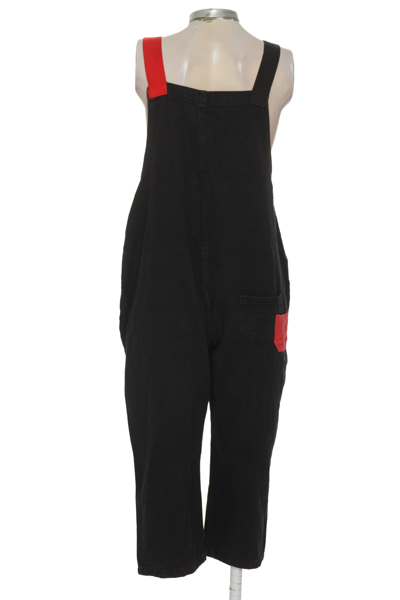 Vestido / Enterizo color Negro - Closeando