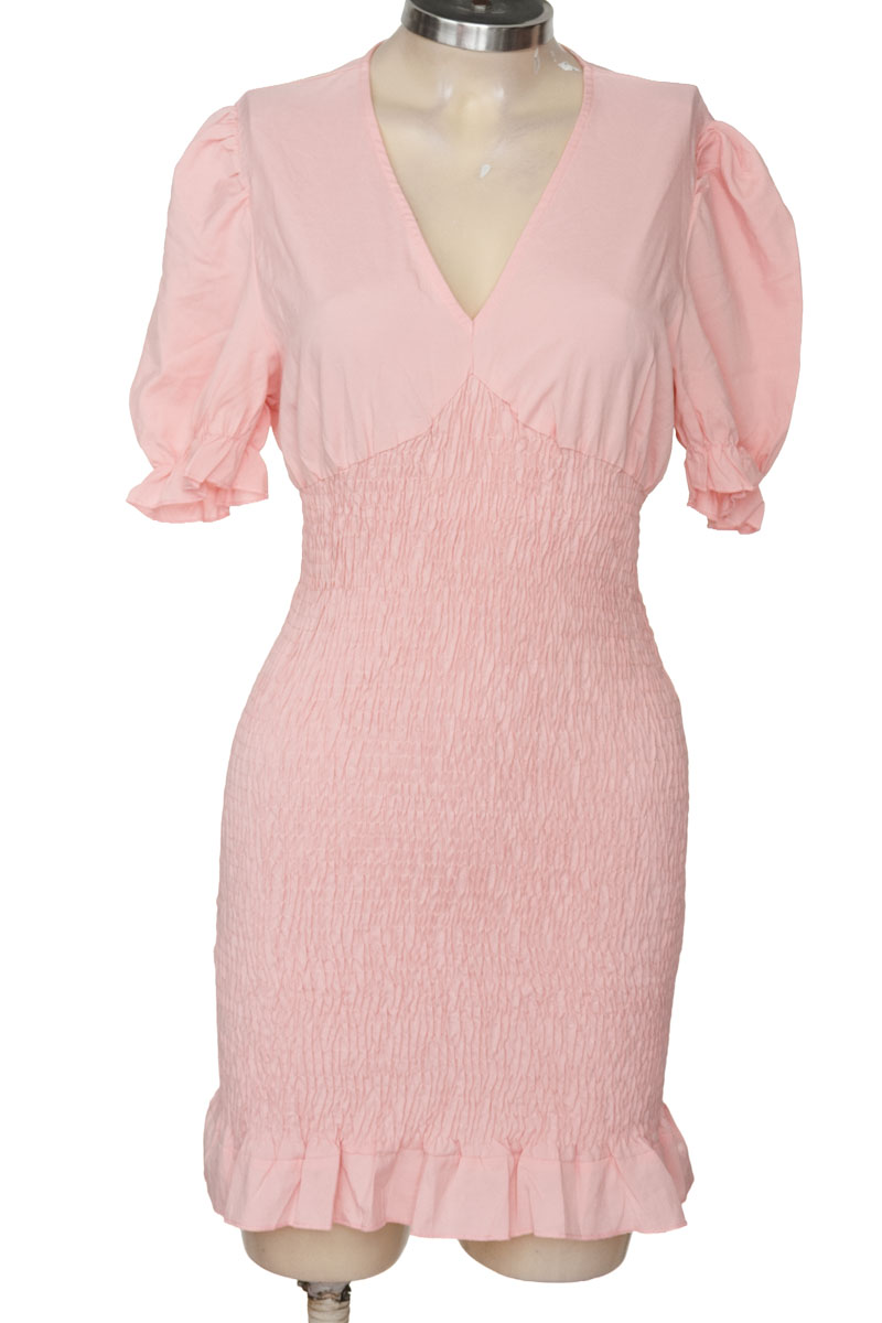 Vestido / Enterizo color Rosado - SUYE