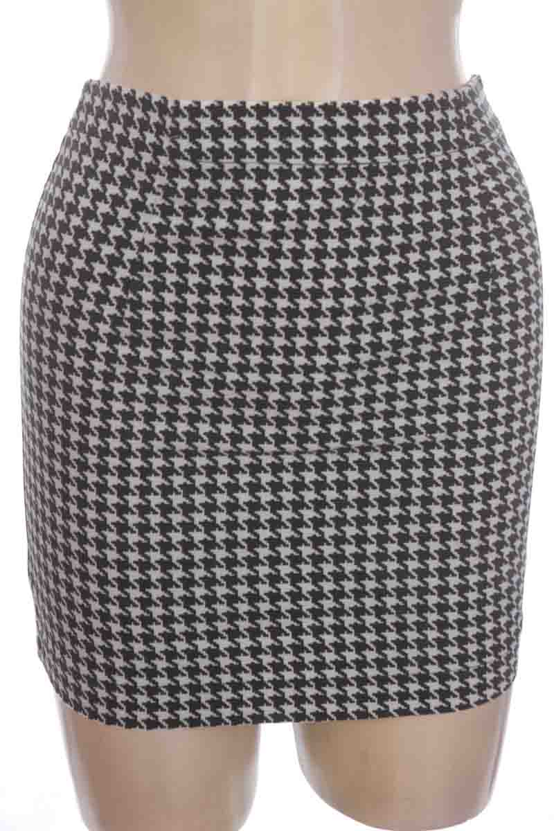 Falda color Negro - Closeando