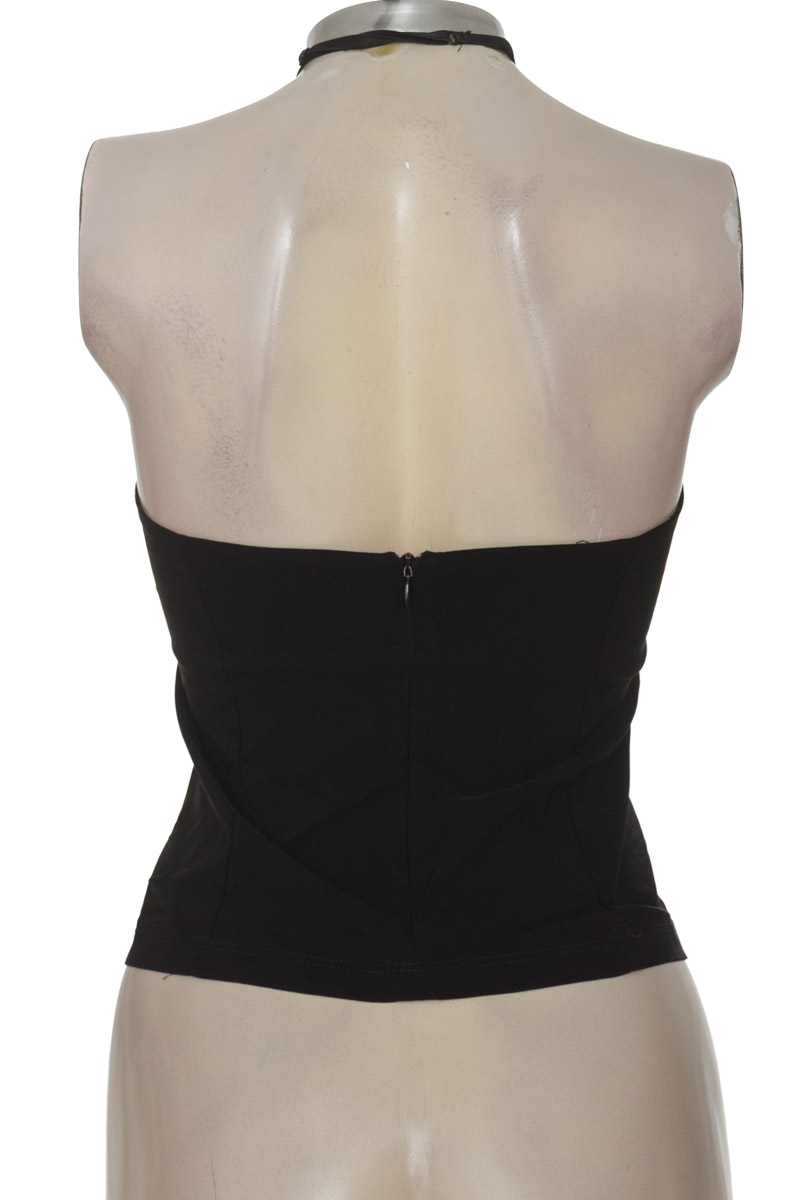 Top / Camiseta color Negro - Zara