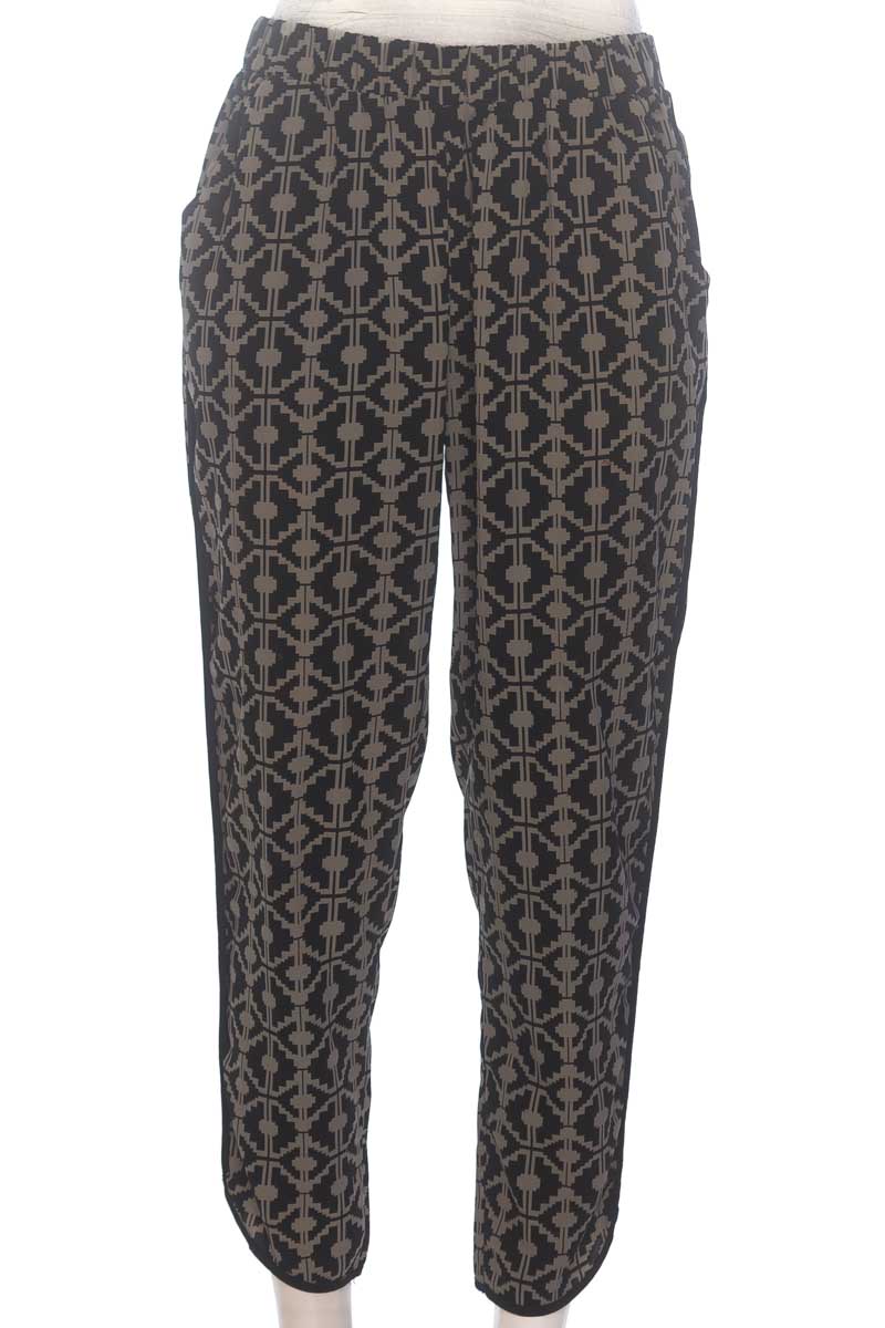 Pantalones color Estampado - Closeando