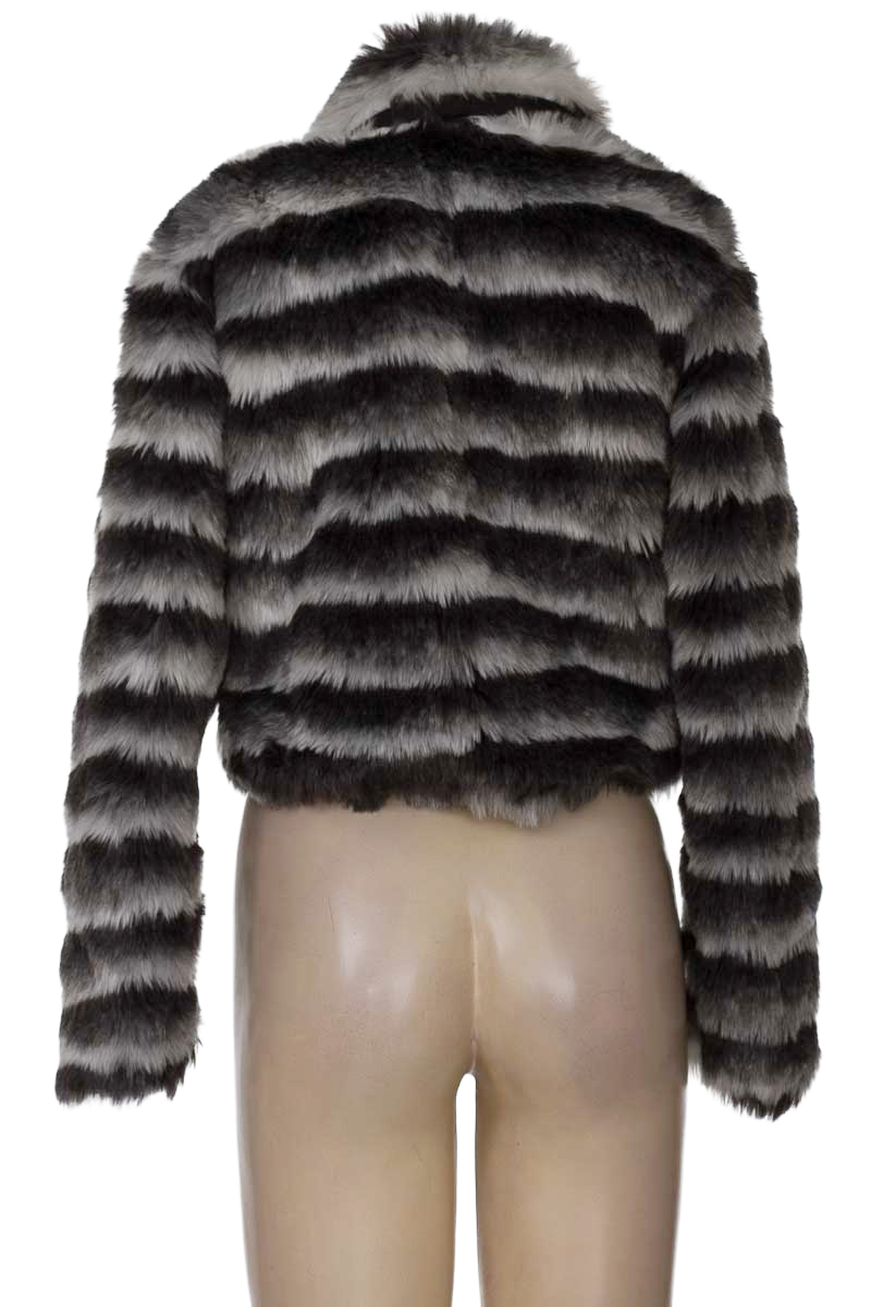 Chaqueta / Abrigo color Gris - Cóat Store