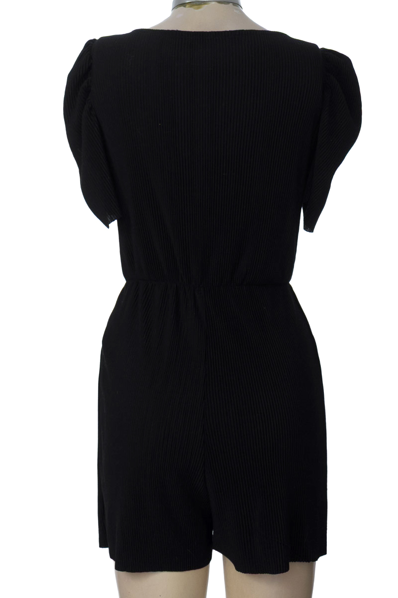 Vestido / Enterizo color Negro - Sybilla