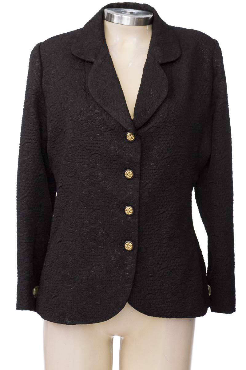 Chaqueta / Abrigo color Negro - Closeando