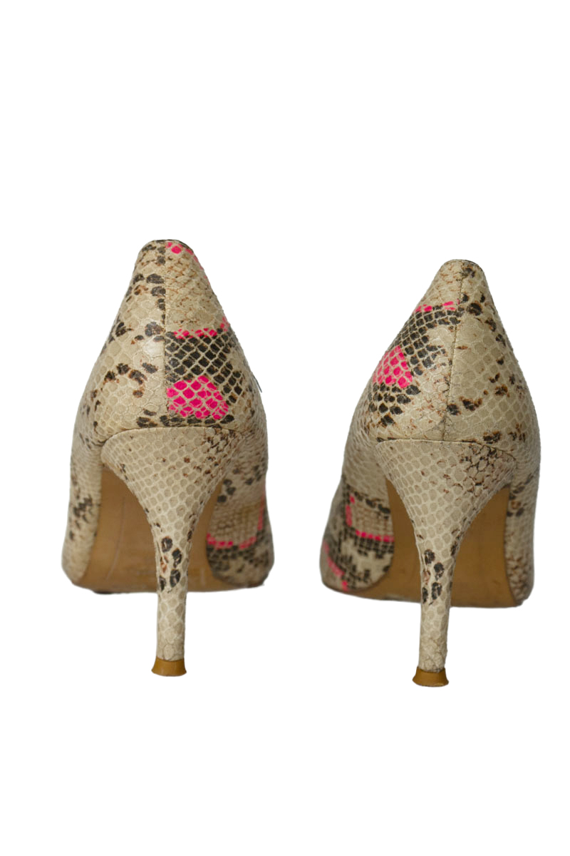 Zapatos color Beige - Bershka