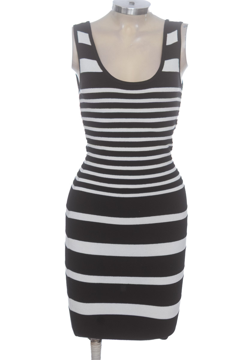 Vestido / Enterizo color Negro - Guess