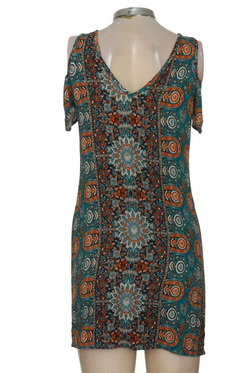 Vestido / Enterizo color Estampado - Closeando