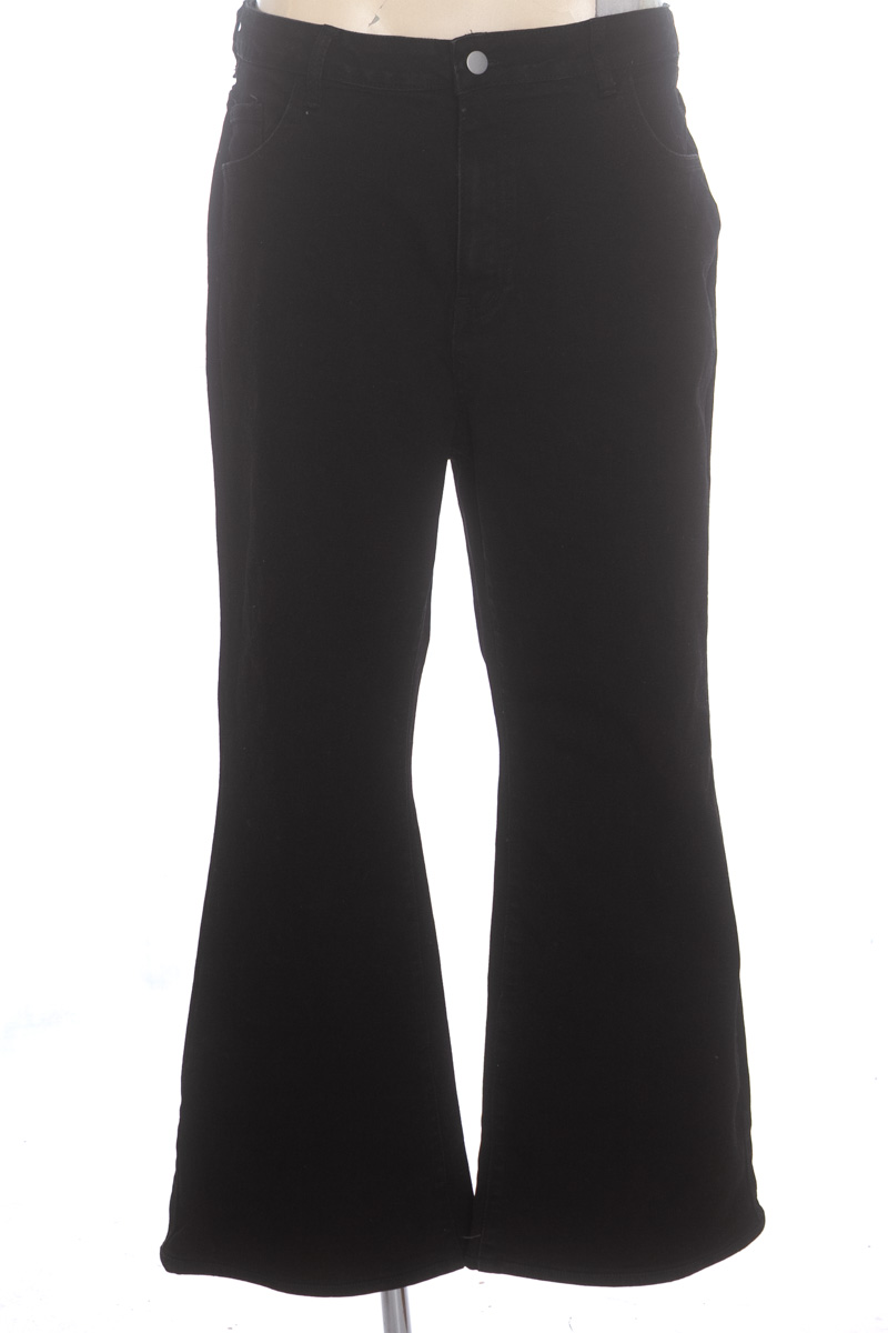 Jean color Negro - Closeando