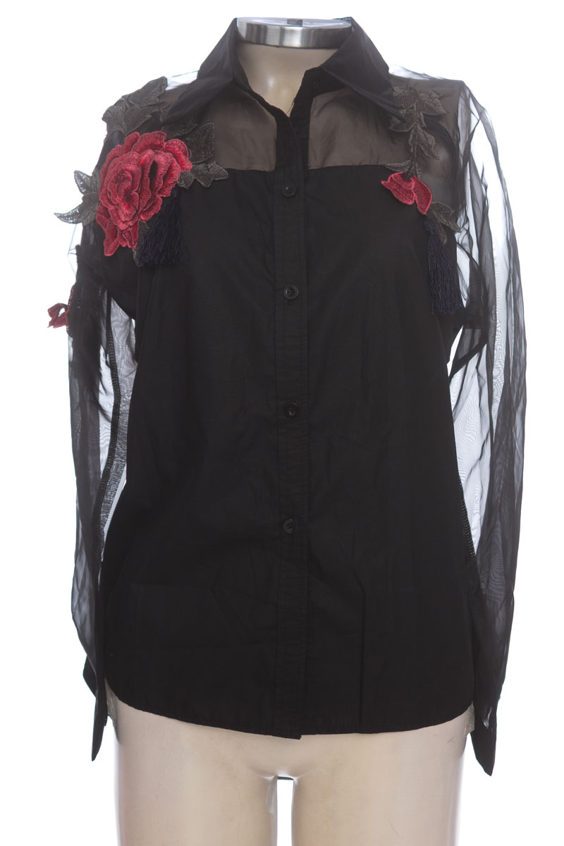 Blusa color Negro - Closeando