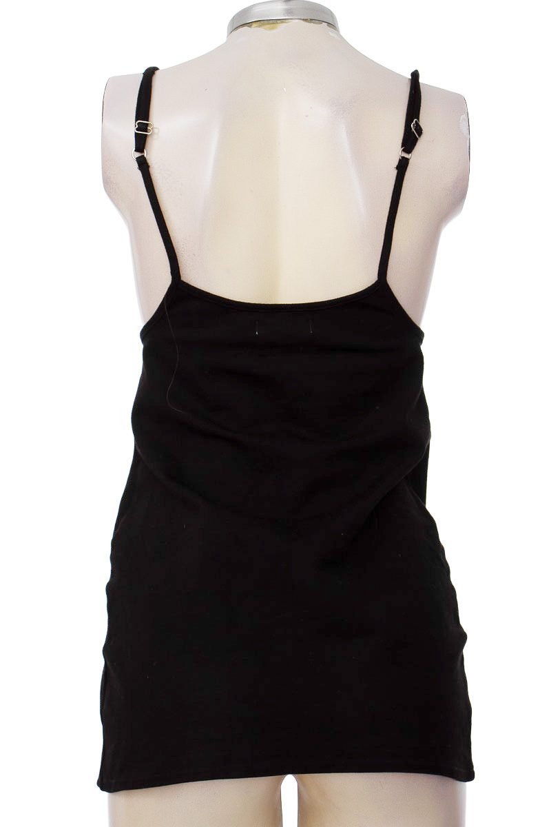 Top / Camiseta color Negro - Free Spirit