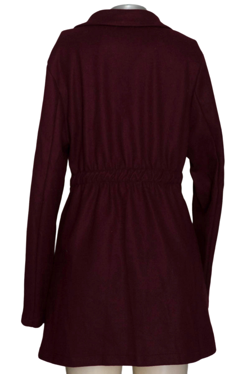 Chaqueta / Abrigo color Vinotinto - Closeando