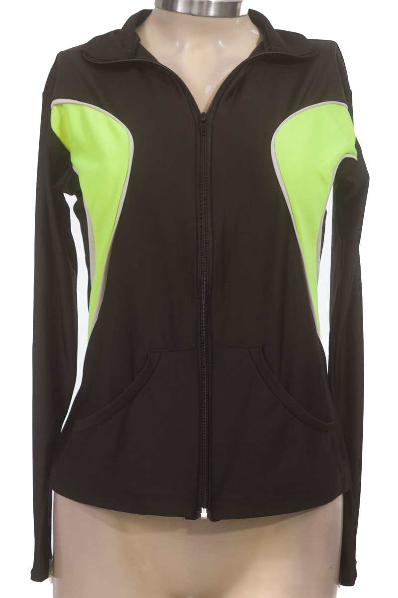 Ropa Deportiva / Salida de Baño color Negro - Closeando