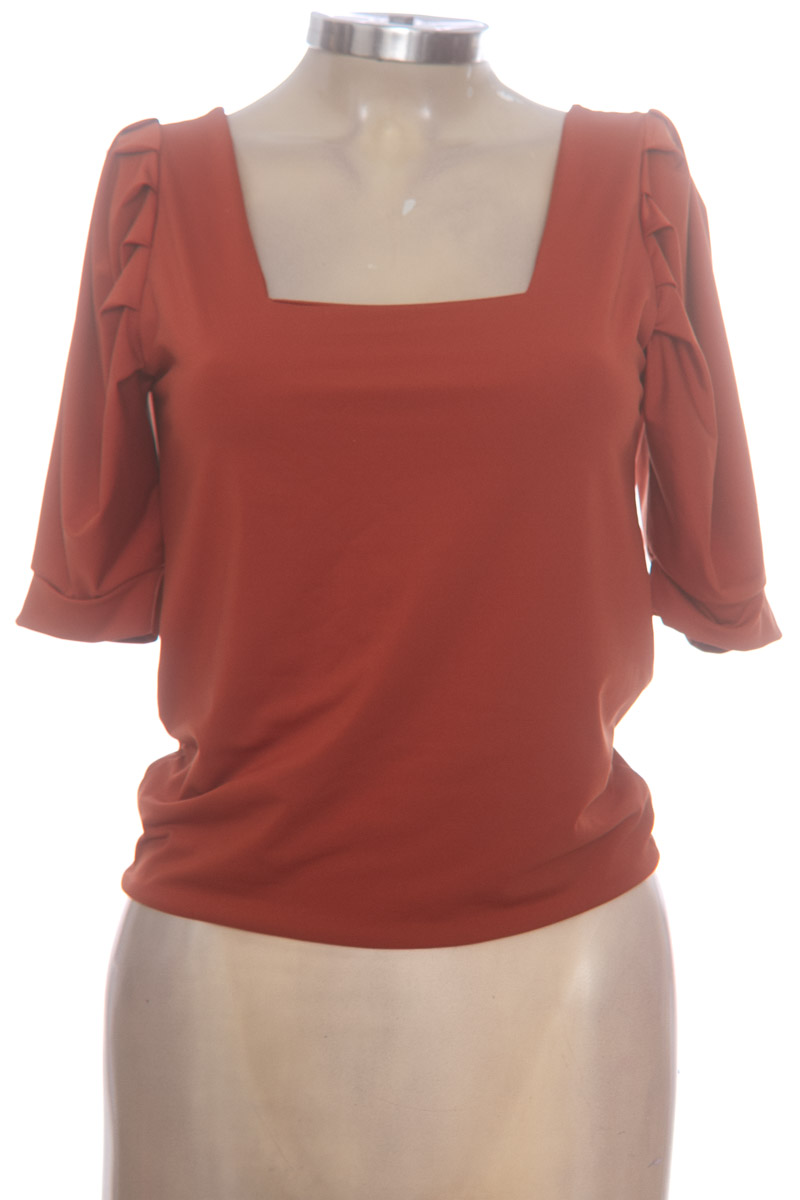 Top / Camiseta color Naranja - Almazul