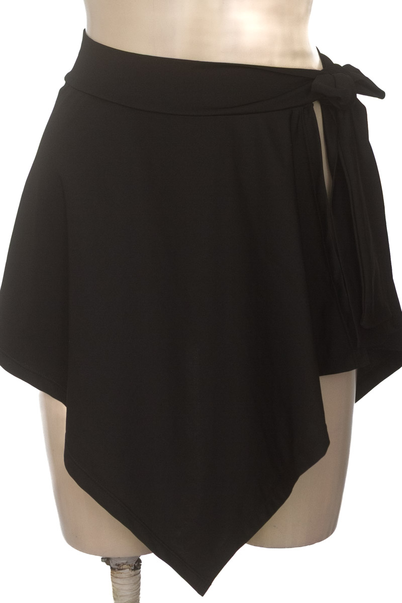 Ropa Deportiva / Salida de Baño color Negro - Closeando