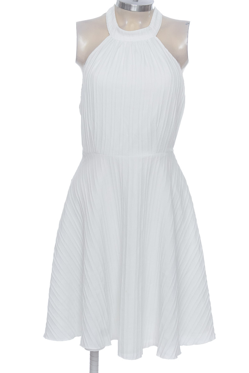 Vestido / Enterizo color Blanco - Closeando