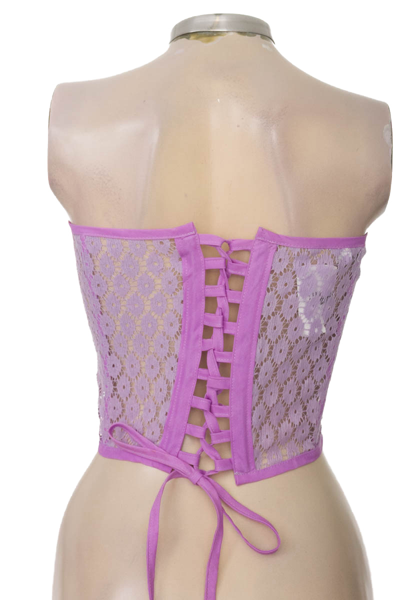 Top / Camiseta color Lila - Patricuellostore