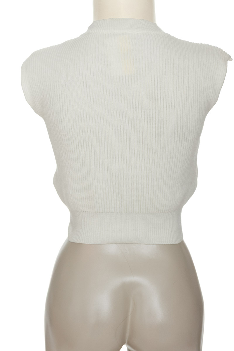 Sweater color Beige - Closeando
