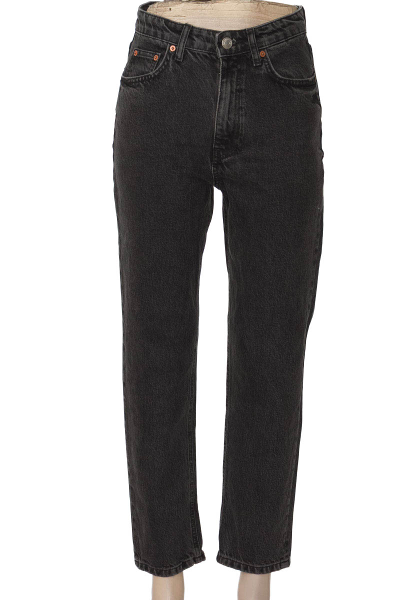 Pantalones color Negro - Zara