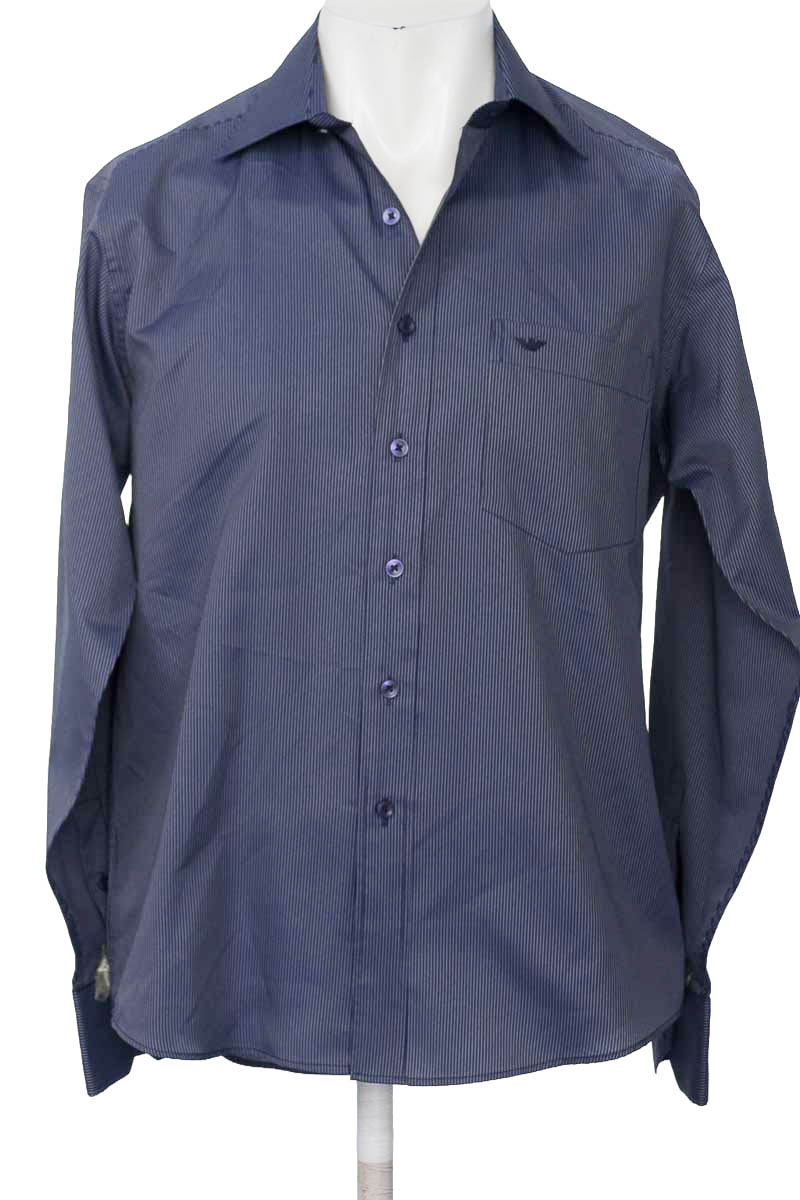 Camisa color Azul - Closeando