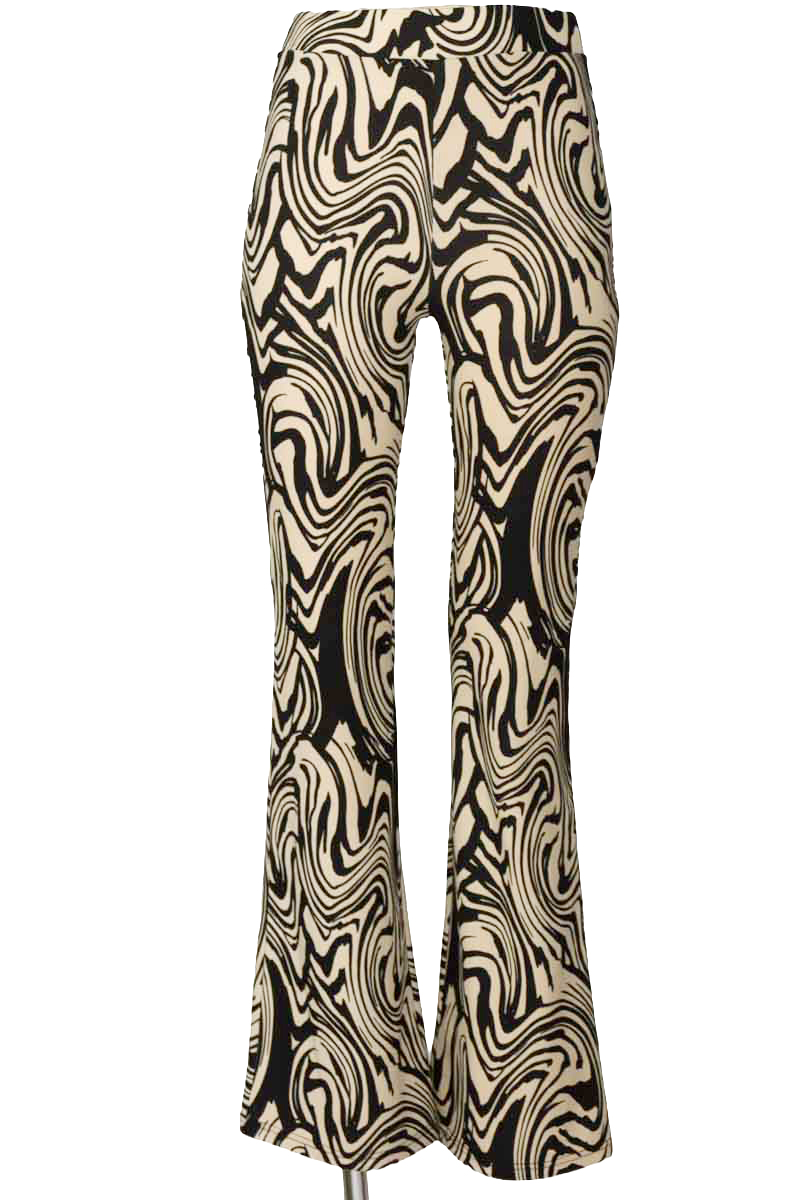 Pantalones color Beige - Stradivarius
