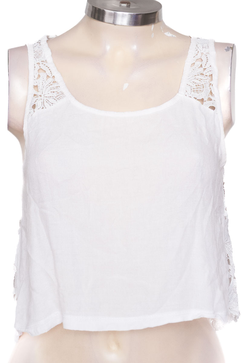 Top / Camiseta color Blanco - Pull & Bear