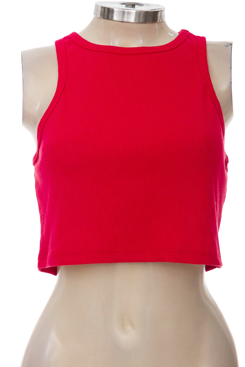 Top / Camiseta color Rojo - Closeando