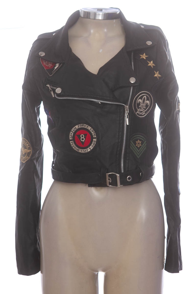 Chaqueta / Abrigo color Negro - Admiration