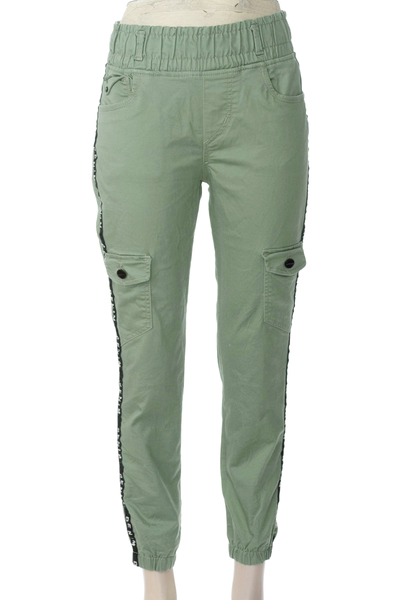Pantalones color Verde - Leandrus