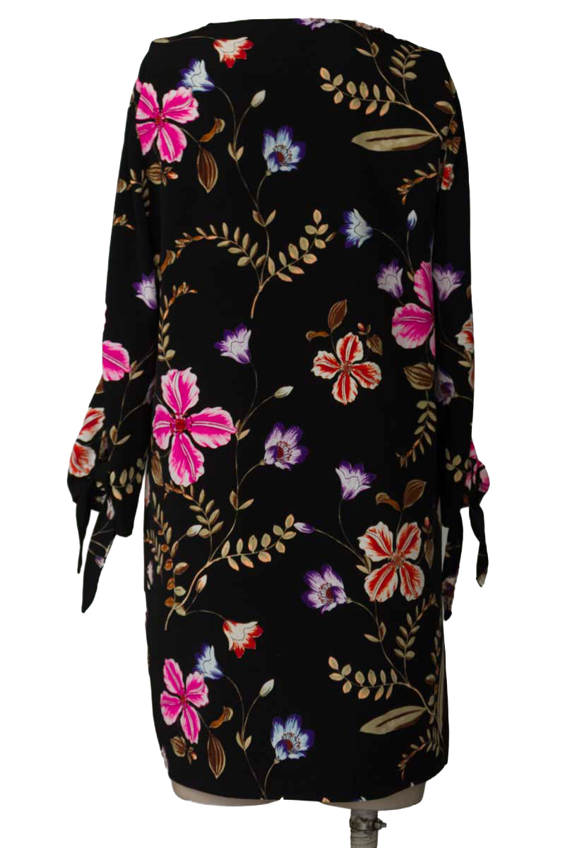 Vestido / Enterizo color Negro - Express