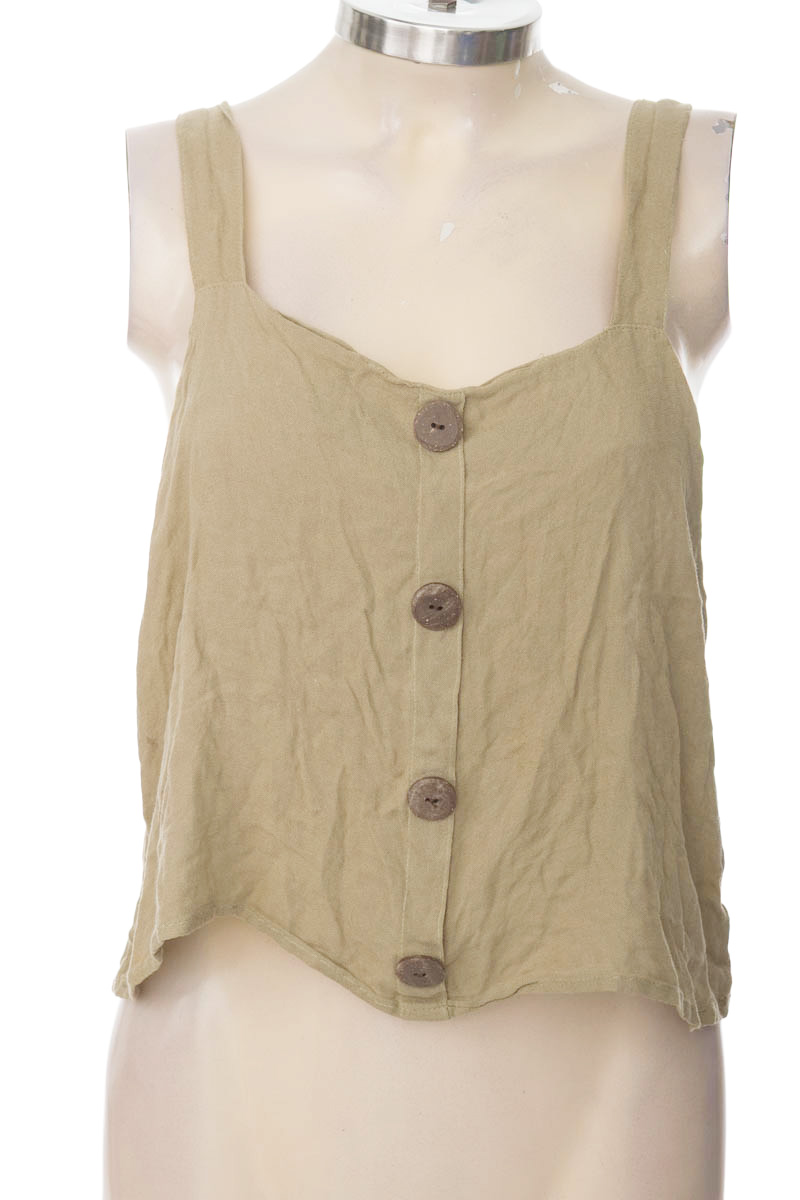 Top / Camiseta color Verde - Tennis